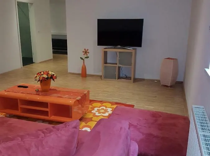 Daire Wohnen Im Souterrain Einer *